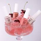Revers Cosmetics - lekkie i błyszczące paznokcie 3
